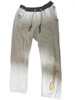 Champion スウェットパンツ グレー ロゴ入り120cmのサムネイル
