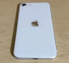Apple iPhone se 第2世代　本体 ホワイト　simフリー