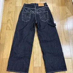 ダークデニム ワイドレッグパンツ ハート刺繍