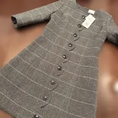 斎藤都世子 ニット エンジ&金ラメ デラックススーツ 新品 - メルカリ