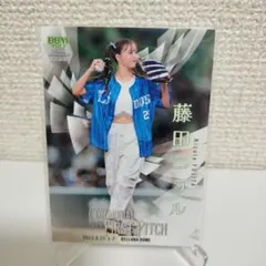 藤田ニコル　始球式カード