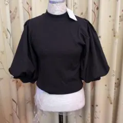 お値下げ黒 パフスリーブ ハイネック トップス　ムルーア　MURUA
