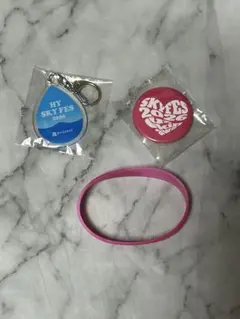 Callings 缶バッジ ヒビキ 3個セット - メルカリ