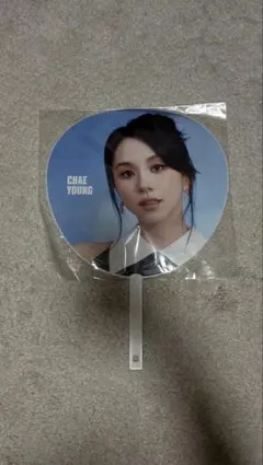 TWICE チェヨン うちわ THIS IS FOR - メルカリ