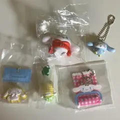シナモロール サンリオ カプセルトイ キーホルダー マスコット