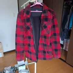 赤と黒のチェック フリースジャケット