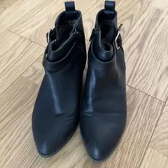 ブラックアンクルブーツ バックジッパー付き