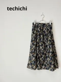 techichi テチチ　花柄フレアスカート　ネイビー