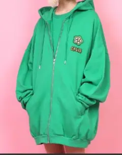 フードサガラ刺繍ビッグZIPパーカー