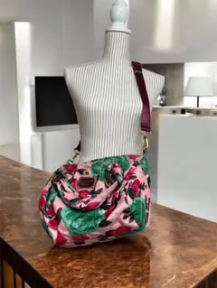 マークバイマークジェイコブス　花柄ショルダーバッグ