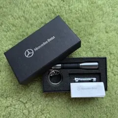 メルセデス・ベンツ　LEDライトキーリング