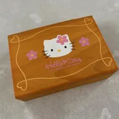 ハローキティ木製小物入れ