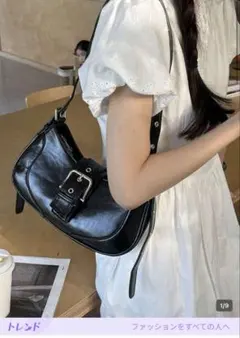 ブラック PUレザー ショルダーバッグ Y2K