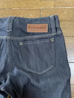 BURBERRY デニムパンツ　レディース38