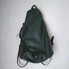 オシャレウォーカー 三角リュック カーキのサムネイル