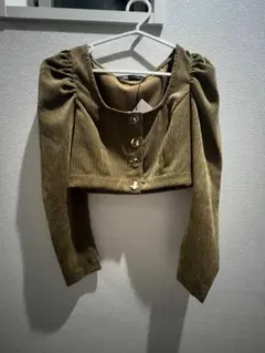 ZARA パフスリーブ　トップス