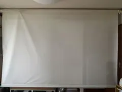 配送◯】120インチプロジェクター スクリーン 吊り下げ - メルカリ