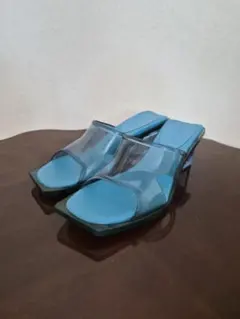 CHARLES & KEITH クリアヒール サンダル ミュール　青　ブルーのサムネイル