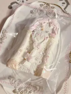 スクイーズ　くま　熊　ケーキ　ハート　リボン　薄ピンク　キラキラ先生 鍵　扉