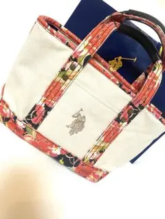 Item thumbnail for item 61aaed60-b6a8-4673-adc5-95c529806a5b