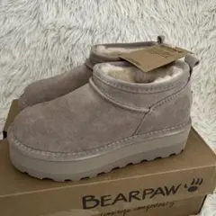 新品未使用　ベアパウ　Retro Super Shorty ムートンブーツ　厚底