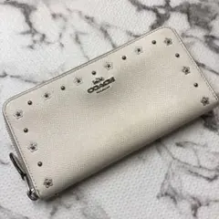 COACH コーチ ホワイト 長財布 フラワースタッズ 花柄