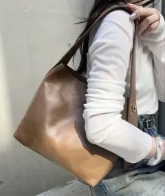 loti ポーチ付きワンハンドル2WAYBAG