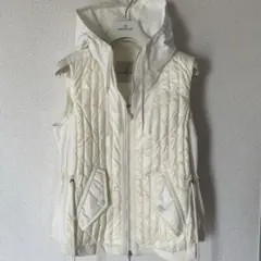 モンクレールベスト　白　サイズ1