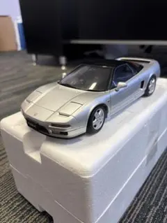 希少！オートアート1/18 ホンダ NSX (NA1)セブリングシルバーのサムネイル