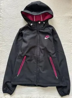 Nike フード付き撥水ジャケット 黒・ピンク