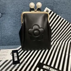 MARY QUANT がま口 ポーチ ブラック パール風　新品同様のサムネイル