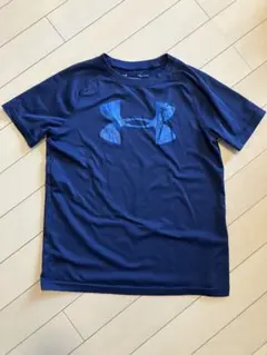 UNDER ARMOUR ネイビー Tシャツ　140
