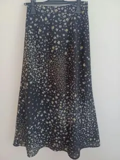 フレアスカート 花柄 黒