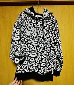 Item thumbnail for item 52ca885e-ba72-4890-b839-2c763fce7027