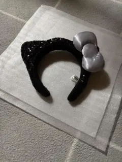 ユニバ　ハローキティ　カチューシャ