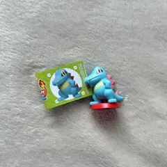 チョコエッグ　ポケットモンスター　旅立ちの3匹　ワニノコ