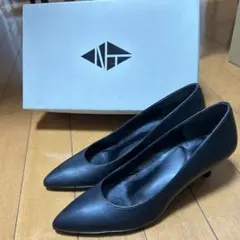 NUMBER TWENTY-ONE パンプス ブラック 22.5のサムネイル