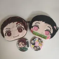 【セット】鬼滅の刃 ぬいぐるみポーチと缶バッジセット
