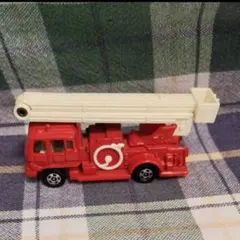 廃盤】トミカ いすゞシュノーケル消防車 1/110 No.68 - メルカリ