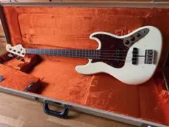 フェンダーUSA American Vintage ’64 Jazz Bassのサムネイル