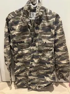 AMERICAN EAGLE 迷彩柄 長袖シャツ