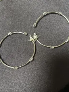 SWAROVSKI シルバーフープピアス ラインストーン付き