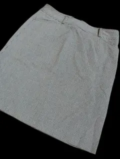 白黒　千鳥柄膝丈スカート