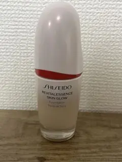 SHISEIDO エッセンススキングロウファンデーション140