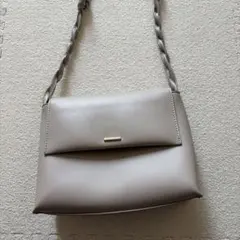 HARE ショルダーバックのサムネイル