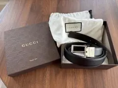 GUCCI ブラックレザーベルト シルバーバックル