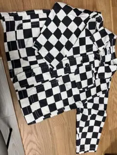 【美品】BREEZ 100 チェック柄長袖シャツ（白黒）