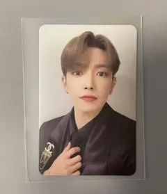 ATEEZ OUTLAW ホンジュン トレカ makestar ラキドロ