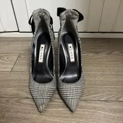 DIANA パンプス クロコ型押し グレー - メルカリ