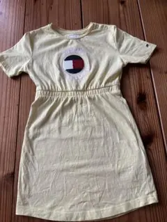 TOMMY HILFIGER イエロー キッズ ワンピース 半袖